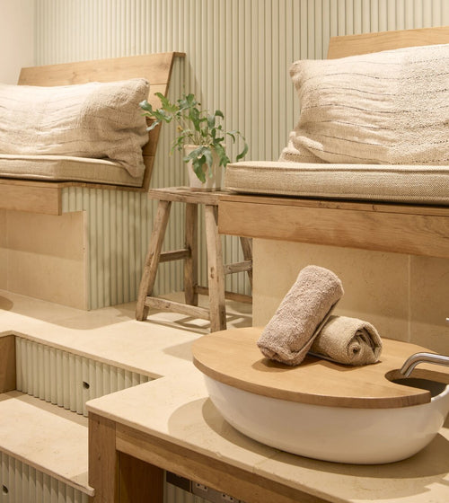 Temple Ezra 60 x 60 Tumbled Limestone Kitchen Tiles