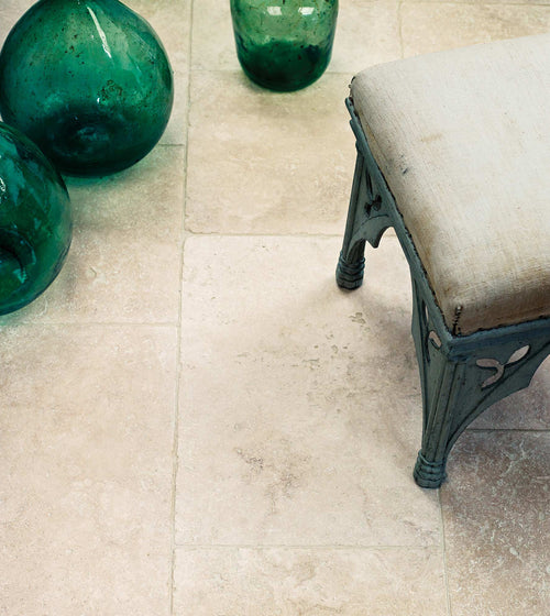 Orient 40x40 Tumbled Edge, Tumbled and Unfilled Cut Samples Orient 40x40 Tumbled Edge, Tumbled and Unfilled Cut Samples