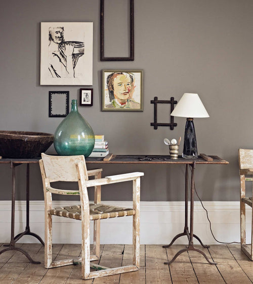 Pumblechook Dark Paint